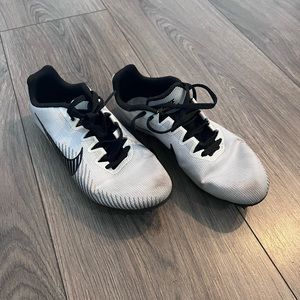 Girls track spikes